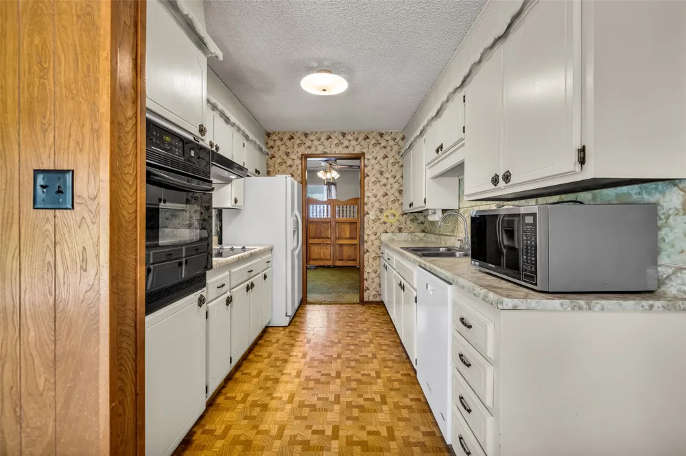 7585 143rd EastAvenue Owasso, OK 74055