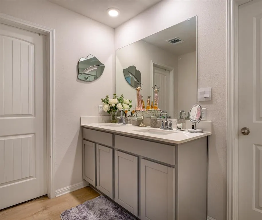 181 Standing Rock Lane Marble Falls, TX 78654