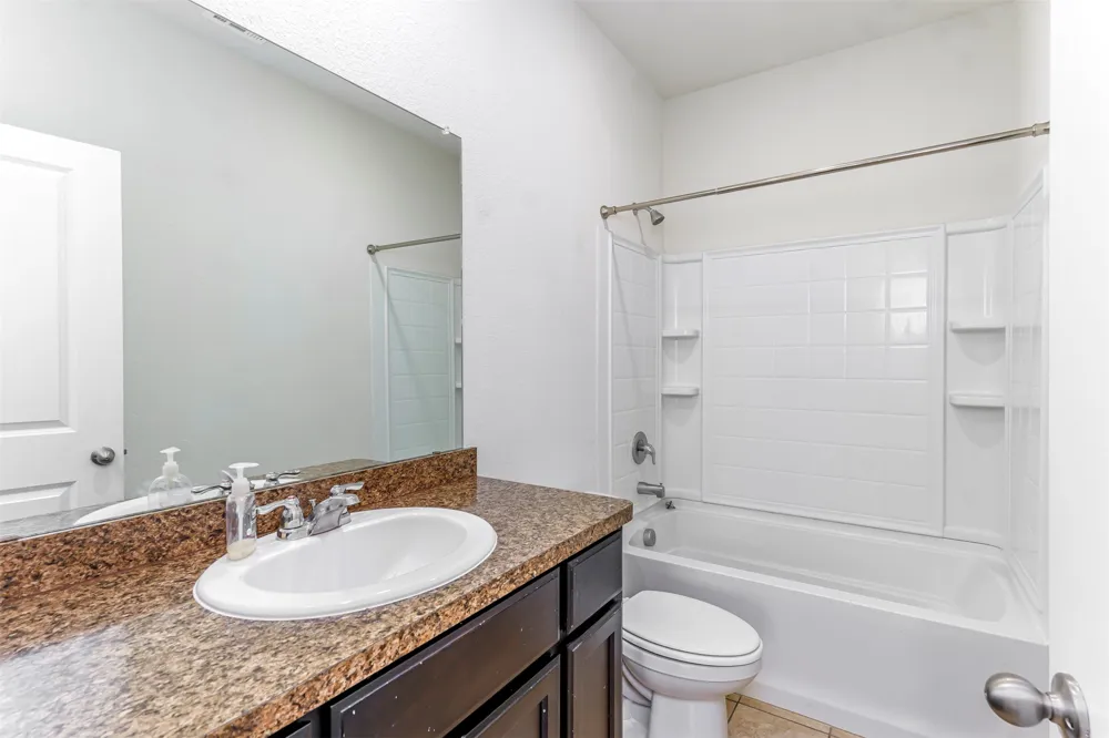 2208 Sadlers Creek Lane Fort Worth, TX 76108