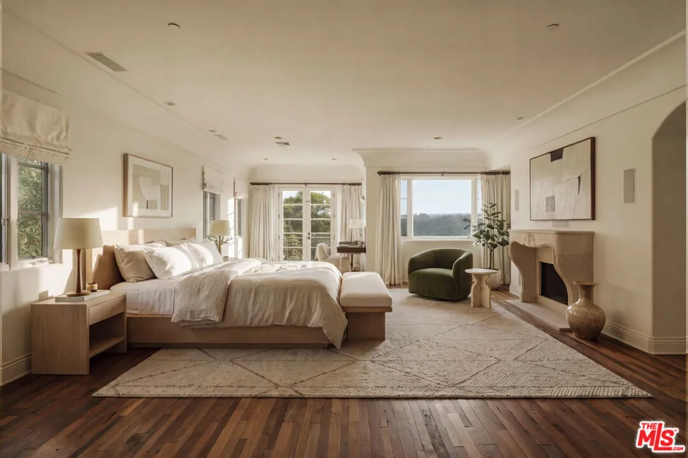 2481 Summitridge Drive Beverly Hills, CA 90210