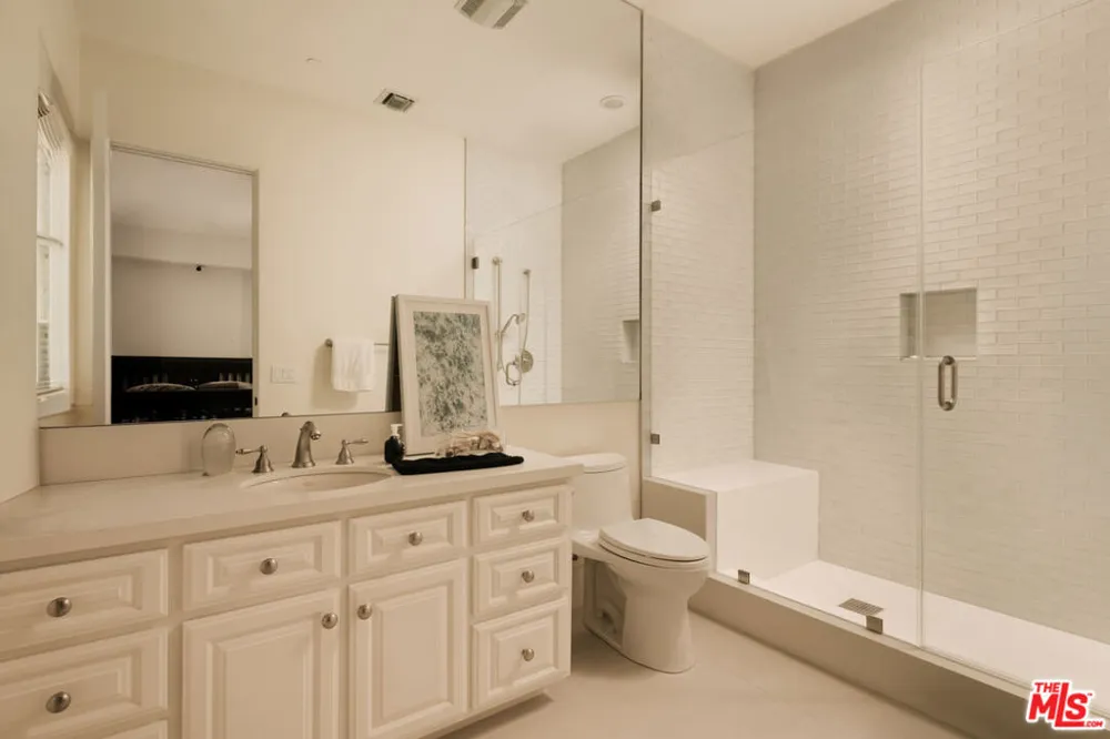 2481 Summitridge Drive Beverly Hills, CA 90210