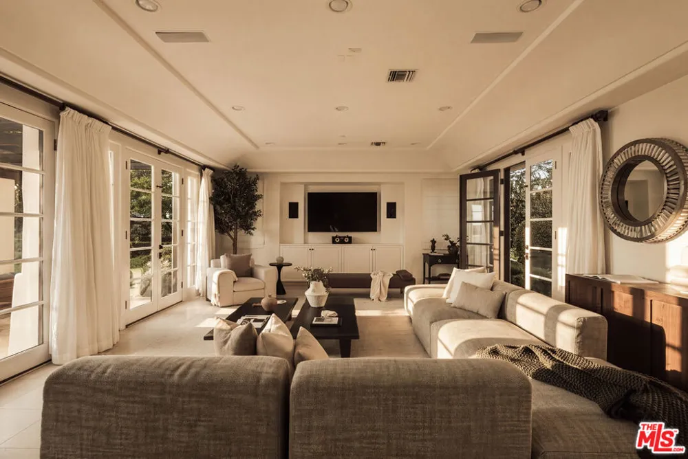 2481 Summitridge Drive Beverly Hills, CA 90210