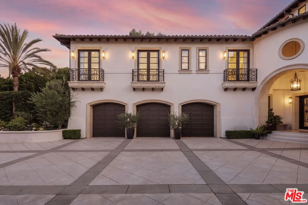 2481 Summitridge Drive Beverly Hills, CA 90210