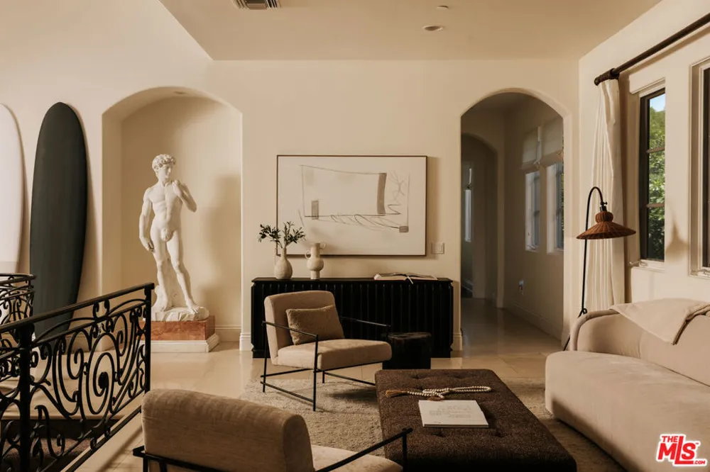2481 Summitridge Drive Beverly Hills, CA 90210