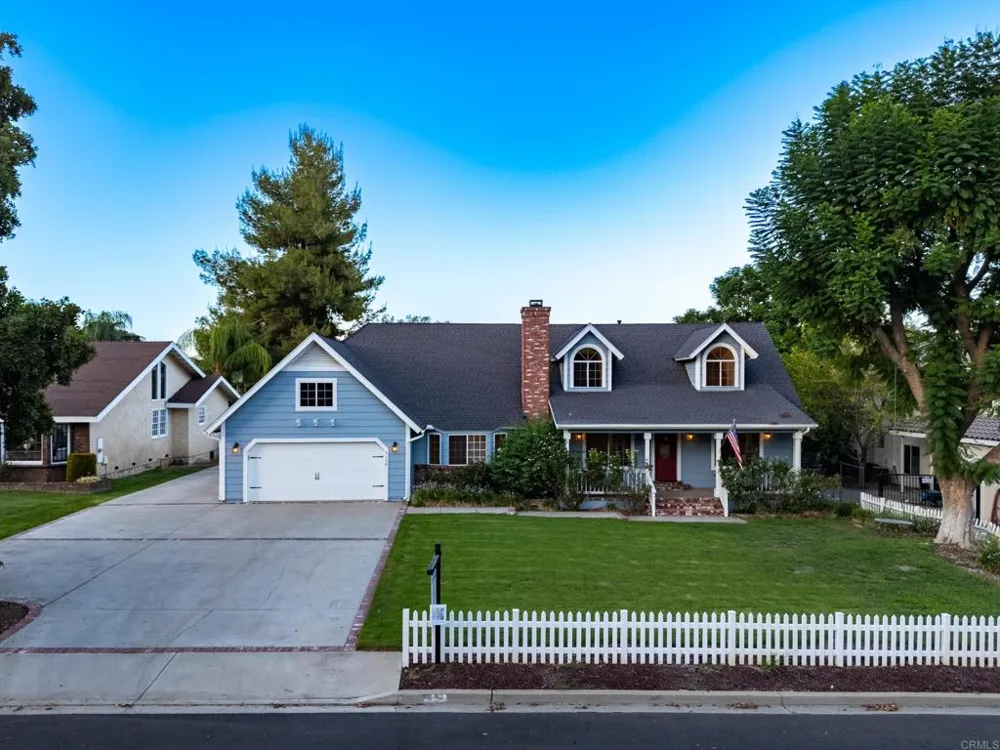 4126 Crestview Drive Lake Elsinore, CA 92530