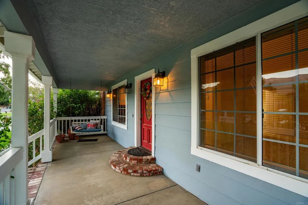 4126 Crestview Drive Lake Elsinore, CA 92530