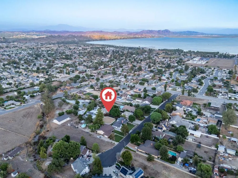 4126 Crestview Drive Lake Elsinore, CA 92530