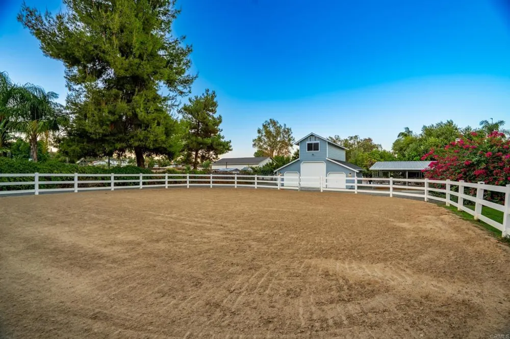 4126 Crestview Drive Lake Elsinore, CA 92530