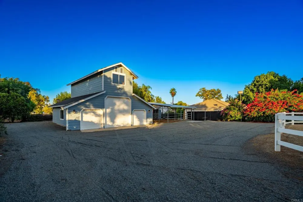 4126 Crestview Drive Lake Elsinore, CA 92530