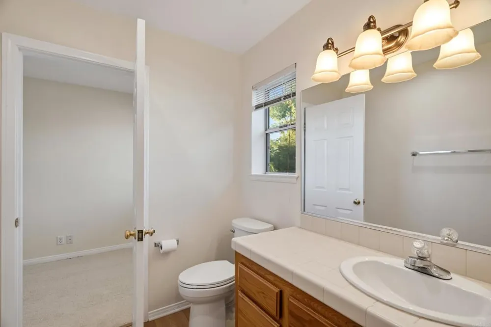 4126 Crestview Drive Lake Elsinore, CA 92530