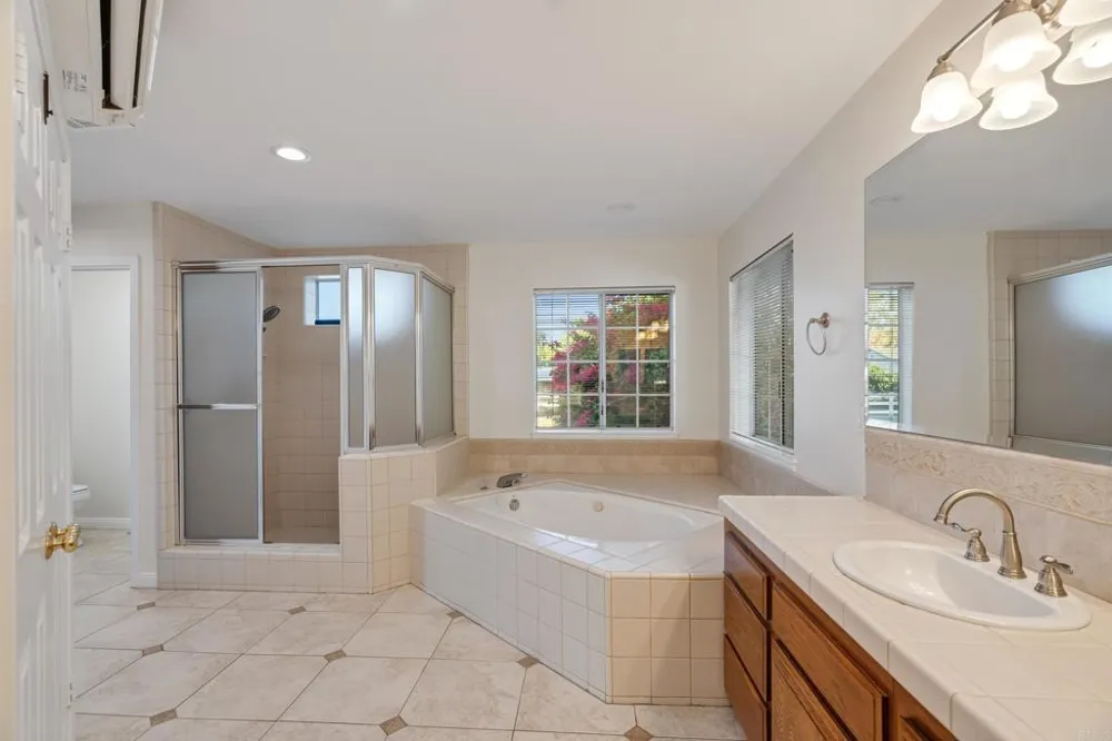 4126 Crestview Drive Lake Elsinore, CA 92530