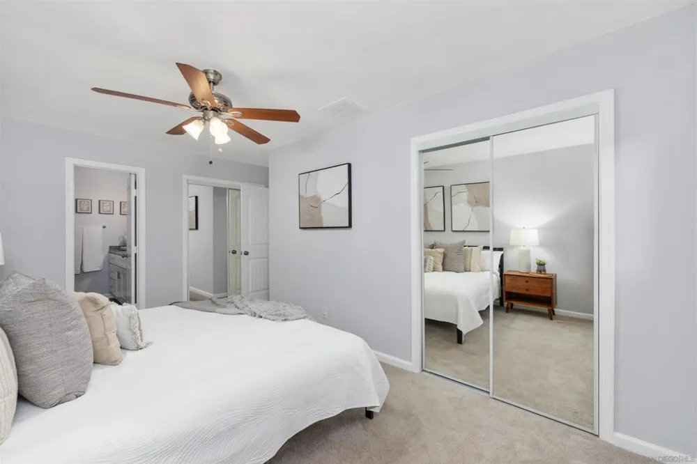 8837 Carmir Santee, CA 92071