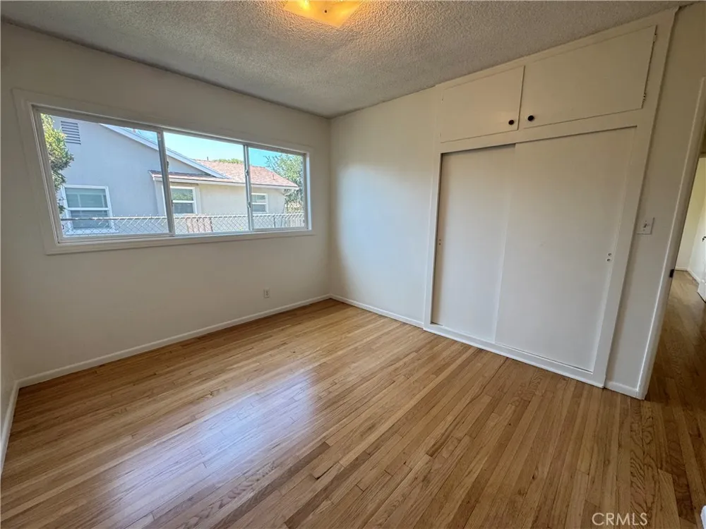 933 W Autumn Drive Anaheim, CA 92805