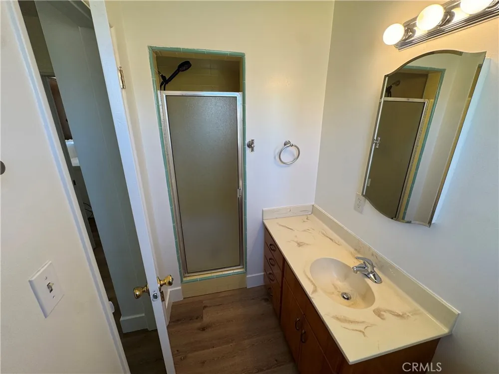933 W Autumn Drive Anaheim, CA 92805