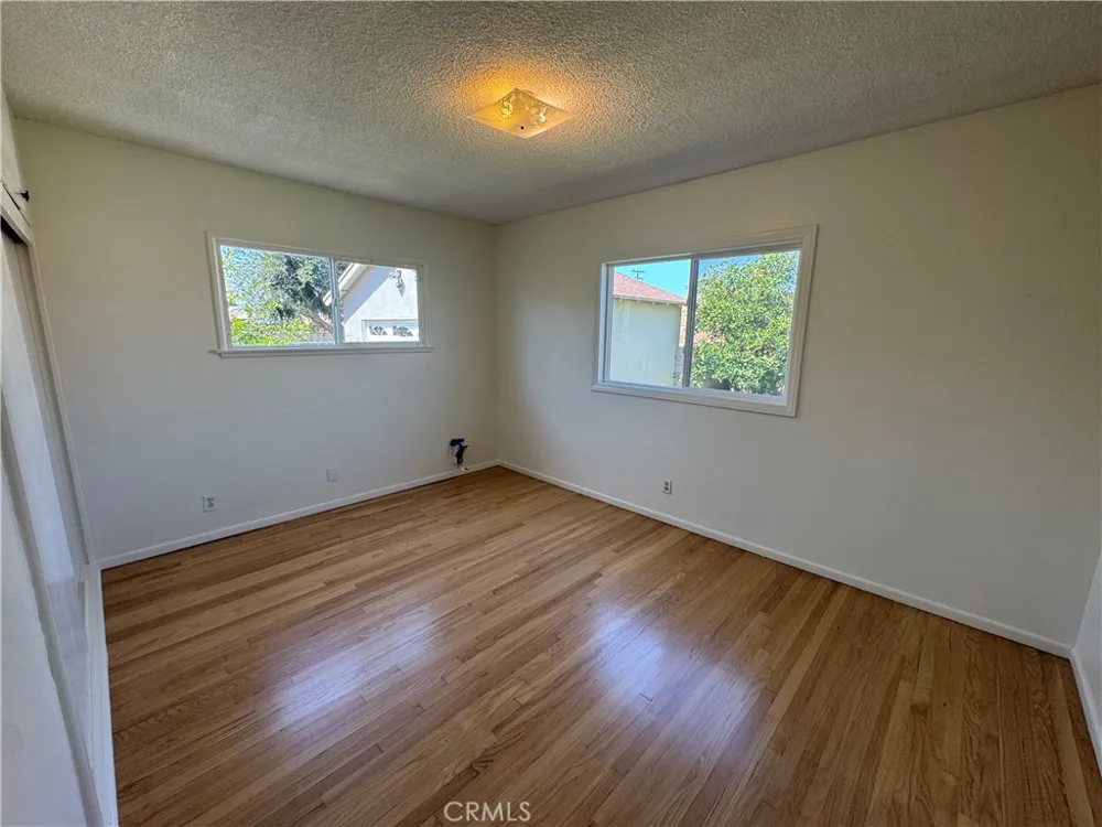 933 W Autumn Drive Anaheim, CA 92805