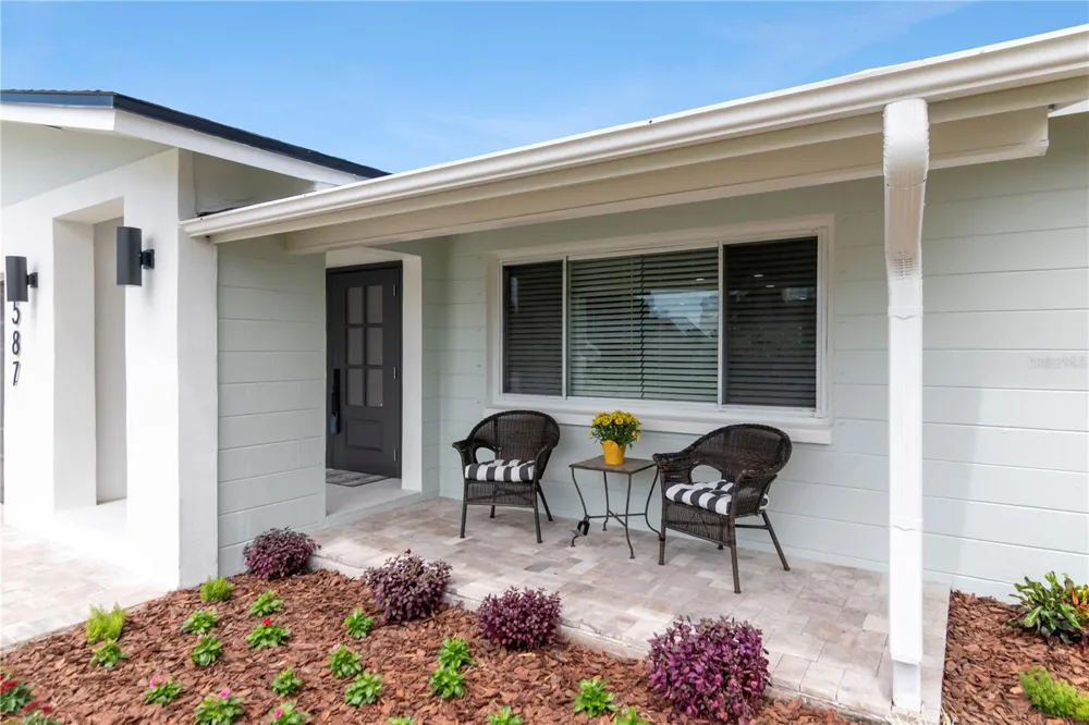2587 60TH AVENUE S St Petersburg, FL 33712