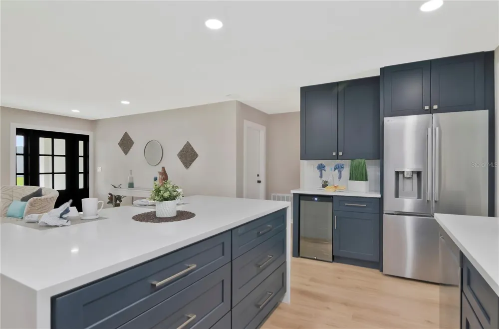 2587 60TH AVENUE S St Petersburg, FL 33712