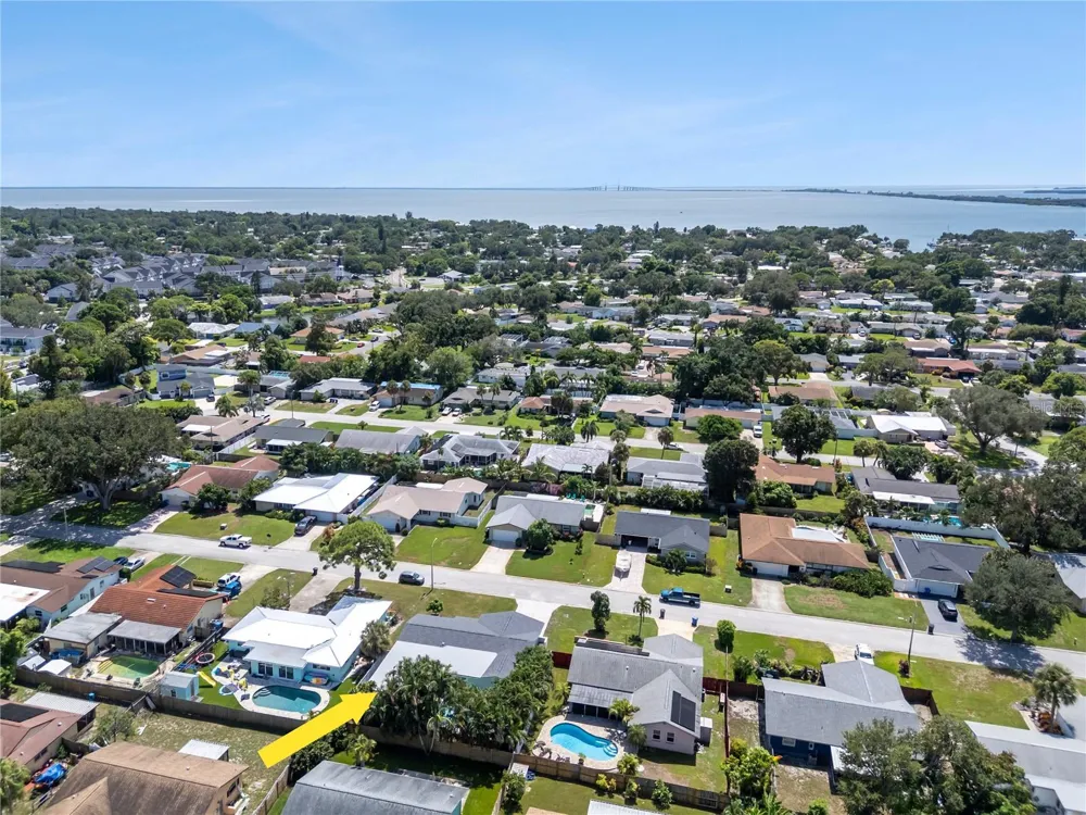 2587 60TH AVENUE S St Petersburg, FL 33712