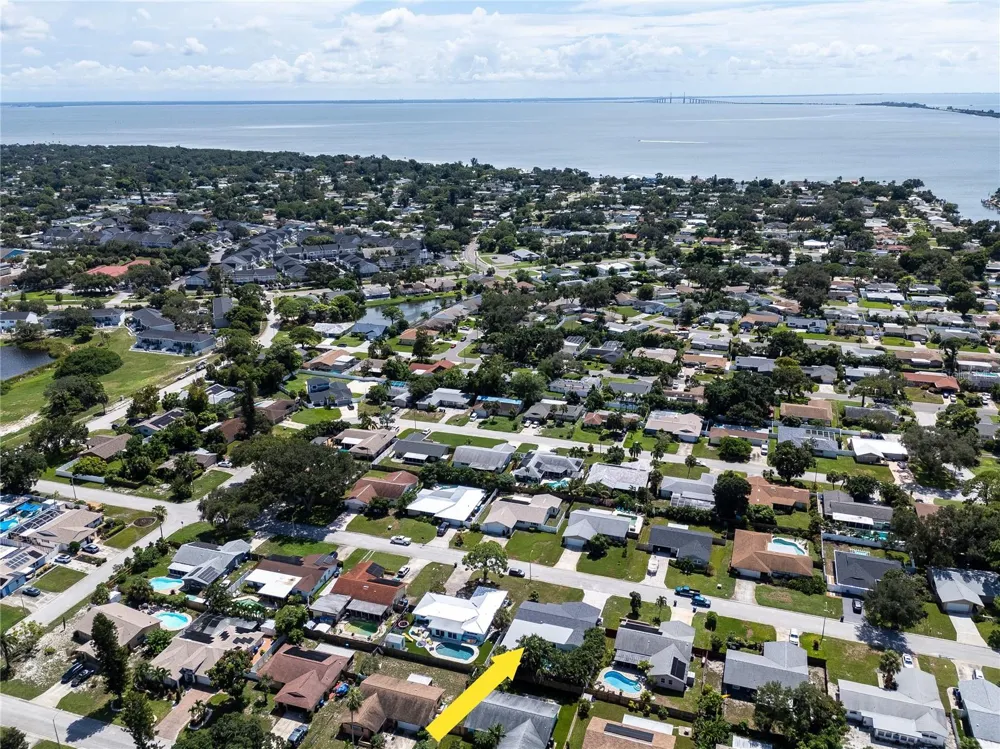 2587 60TH AVENUE S St Petersburg, FL 33712