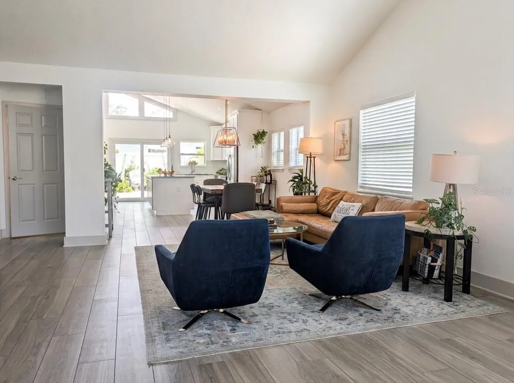 3509 W ROGERS AVENUE Tampa, FL 33611