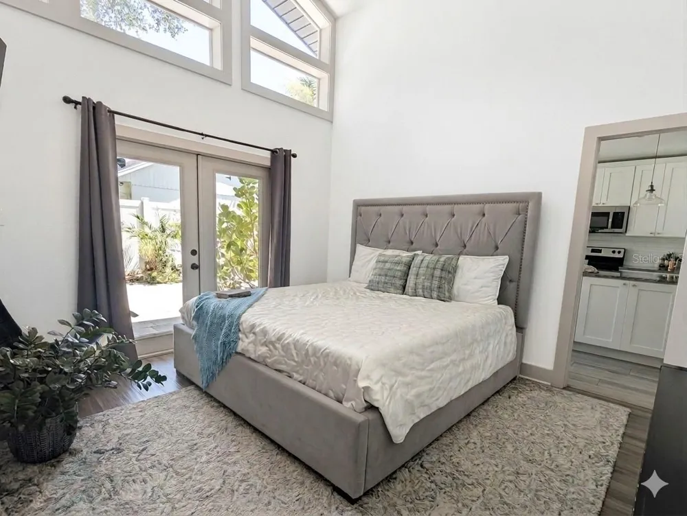 3509 W ROGERS AVENUE Tampa, FL 33611