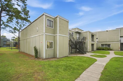 163 SCOTTSDALE SQUARE #163