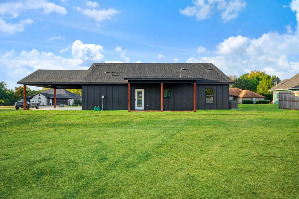 175 Helena Drive Powderly, TX 75477