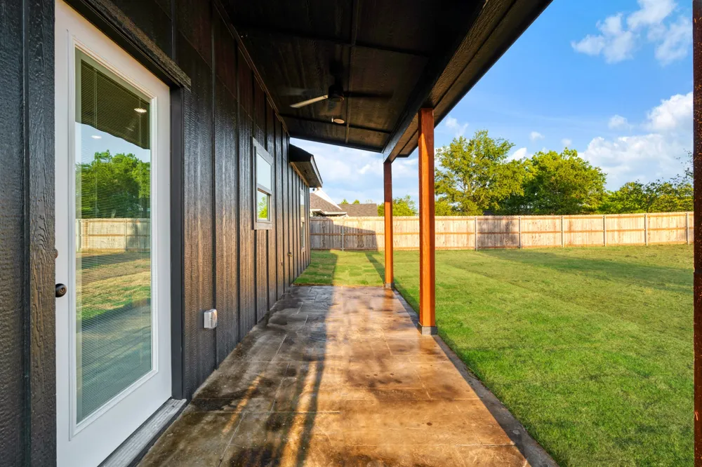 175 Helena Drive Powderly, TX 75477