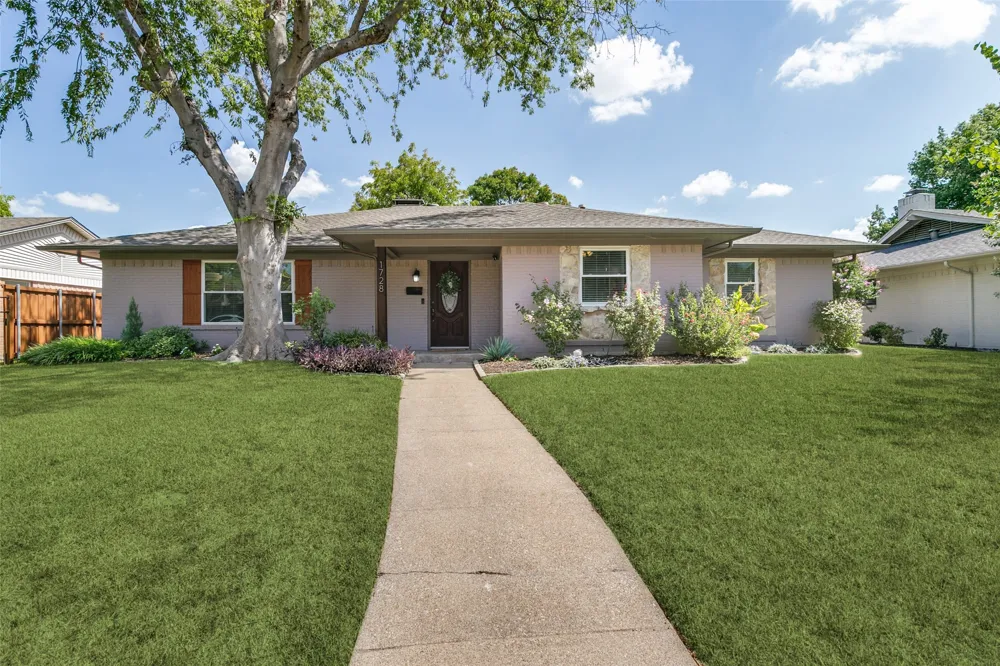 1728 Mapleton Drive Dallas, TX 75228