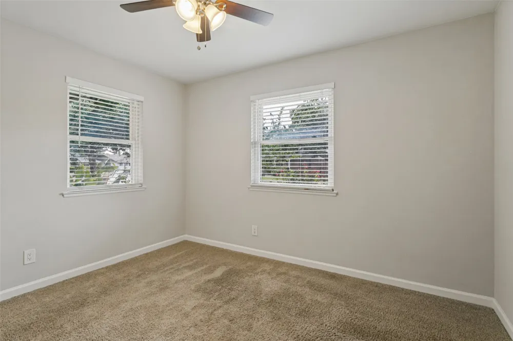 1728 Mapleton Drive Dallas, TX 75228