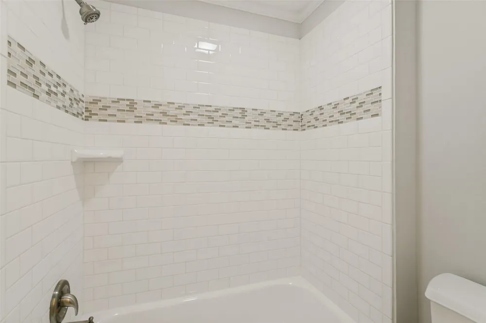 1728 Mapleton Drive Dallas, TX 75228