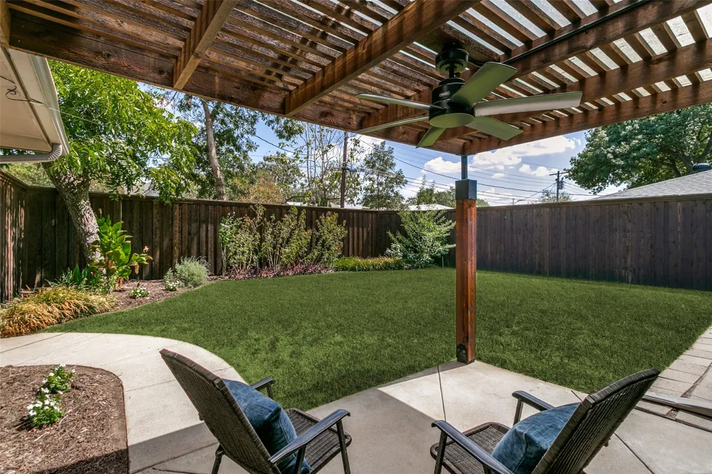 1728 Mapleton Drive Dallas, TX 75228