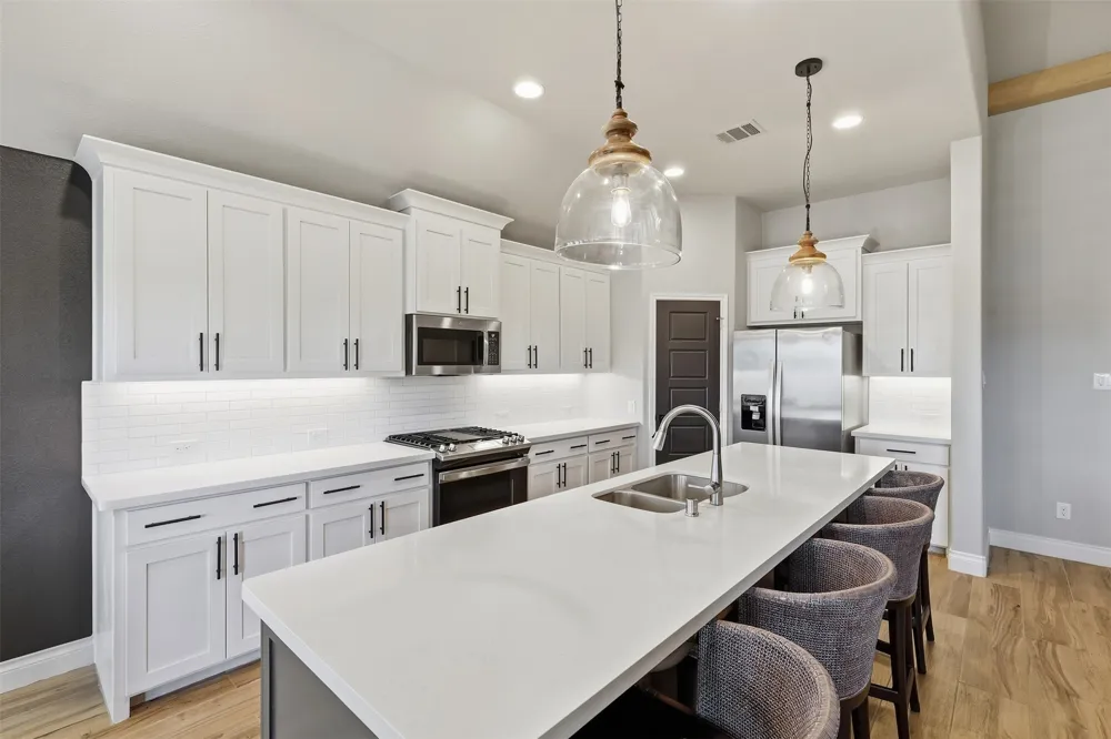 5640 Pradera Road Fort Worth, TX 76126