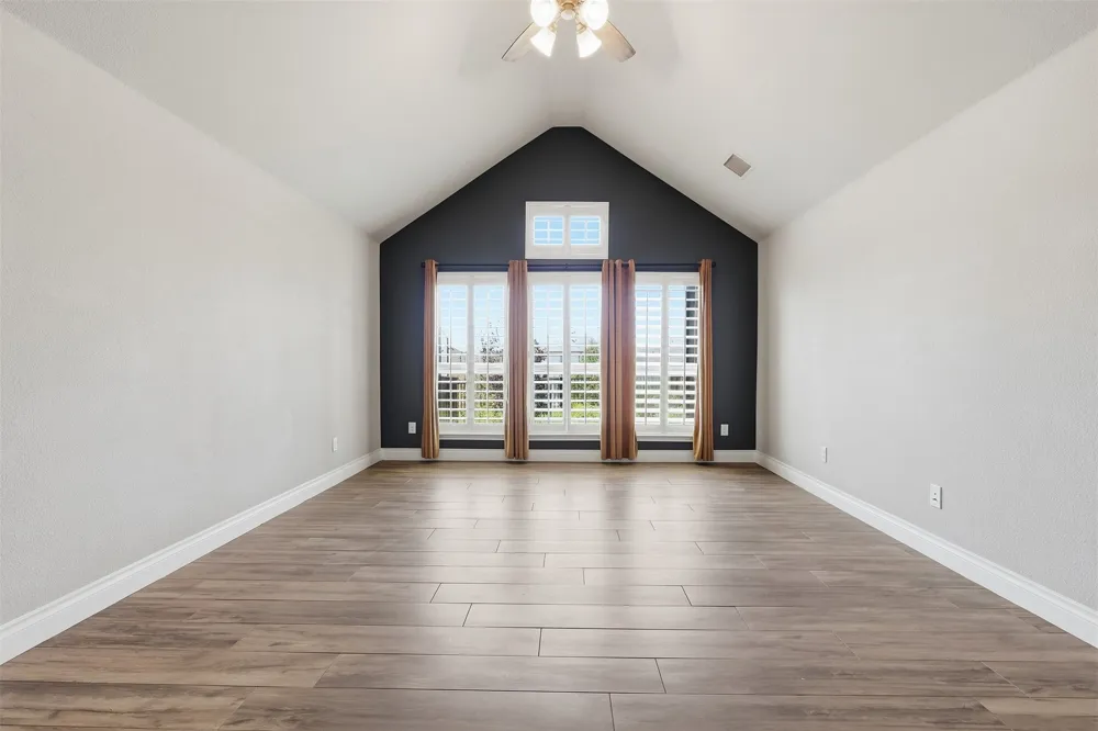 5640 Pradera Road Fort Worth, TX 76126