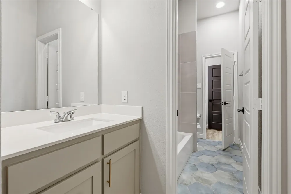 5640 Pradera Road Fort Worth, TX 76126