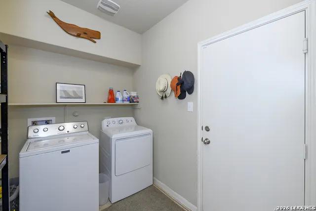 468 COPPER HILL DR New Braunfels, TX 78130