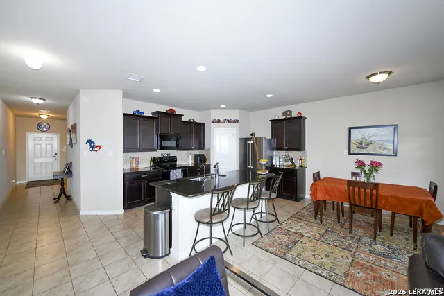 468 COPPER HILL DR New Braunfels, TX 78130