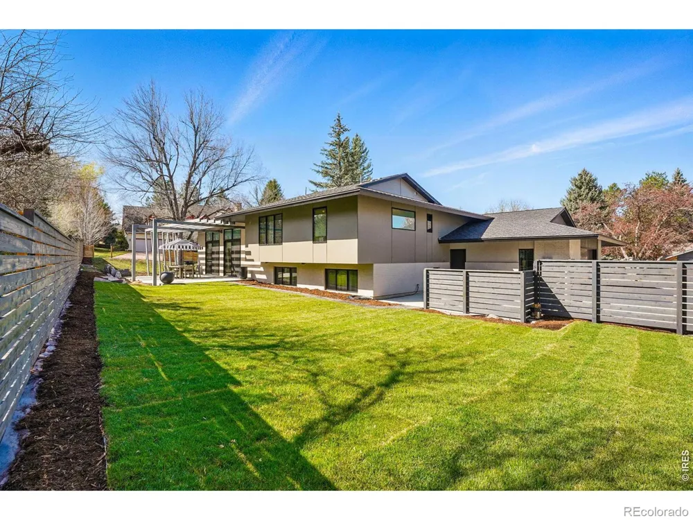 6923 Hunter Place Boulder, CO 80301