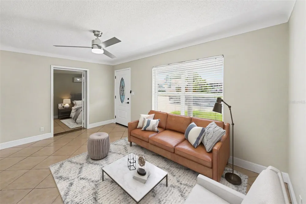 2593 38TH AVENUE #B St Petersburg, FL 33713