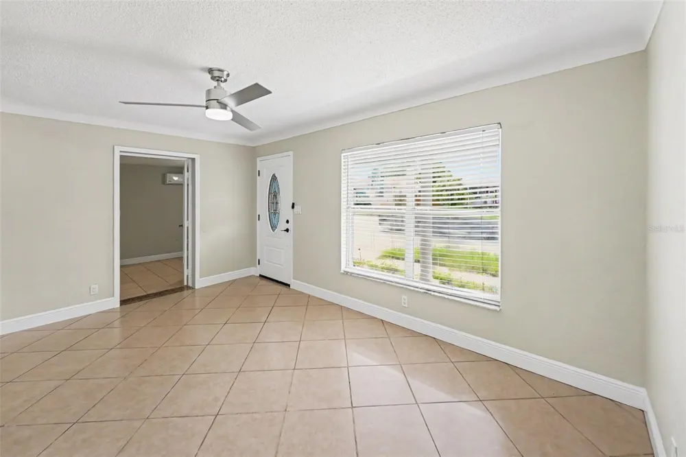 2593 38TH AVENUE #B St Petersburg, FL 33713