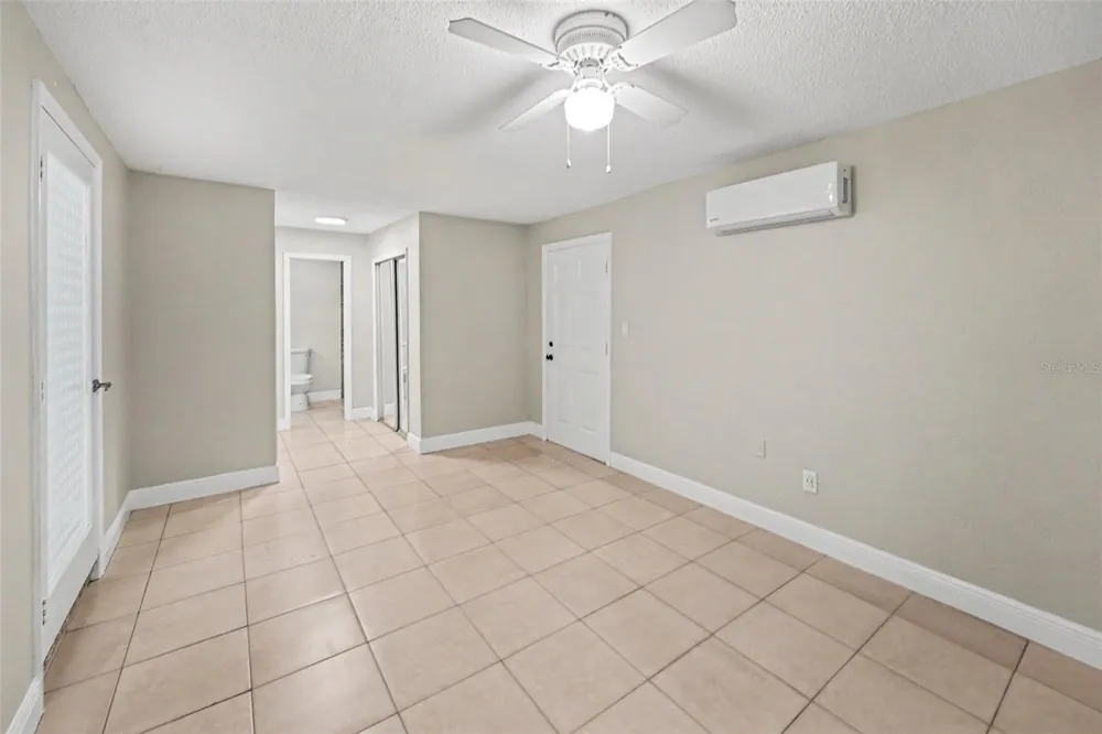 2593 38TH AVENUE #B St Petersburg, FL 33713