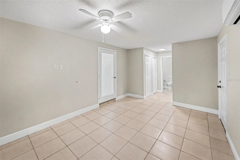 2593 38TH AVENUE #B St Petersburg, FL 33713