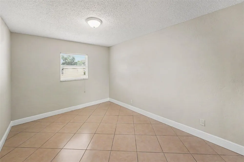 2593 38TH AVENUE #B St Petersburg, FL 33713