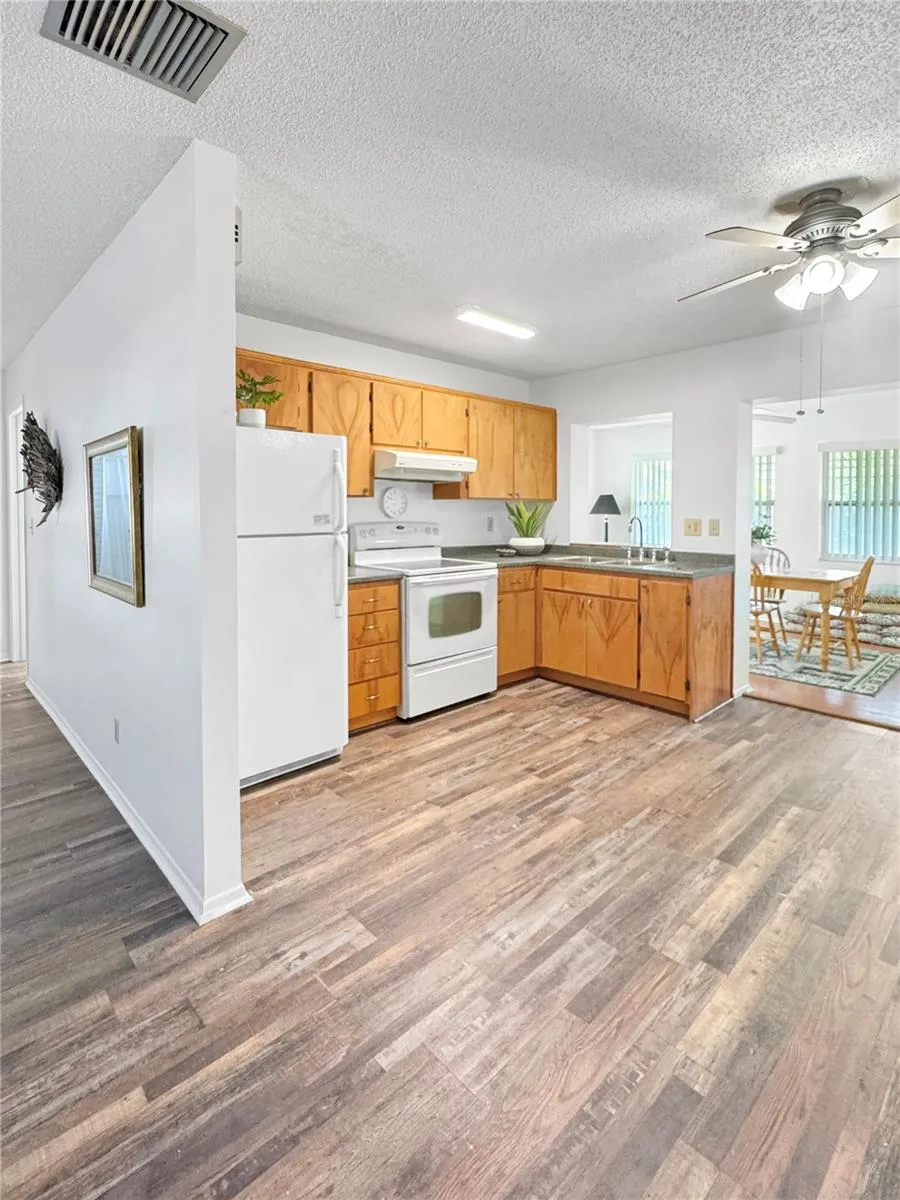 9737 36TH WAY Pinellas Park, FL 33782