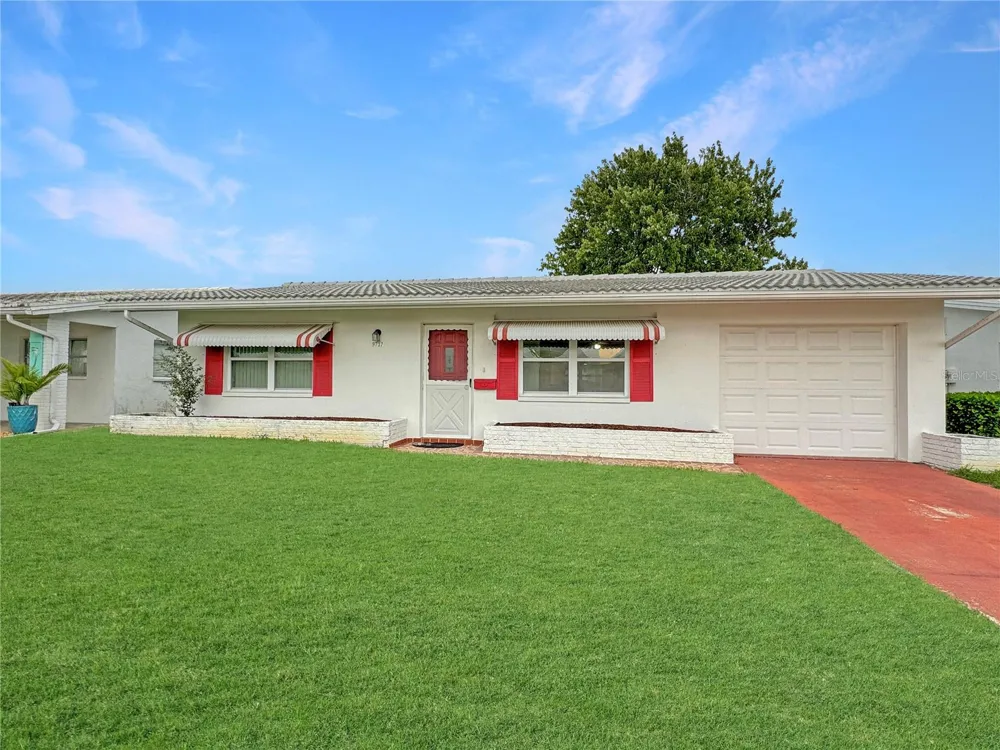 9737 36TH WAY Pinellas Park, FL 33782