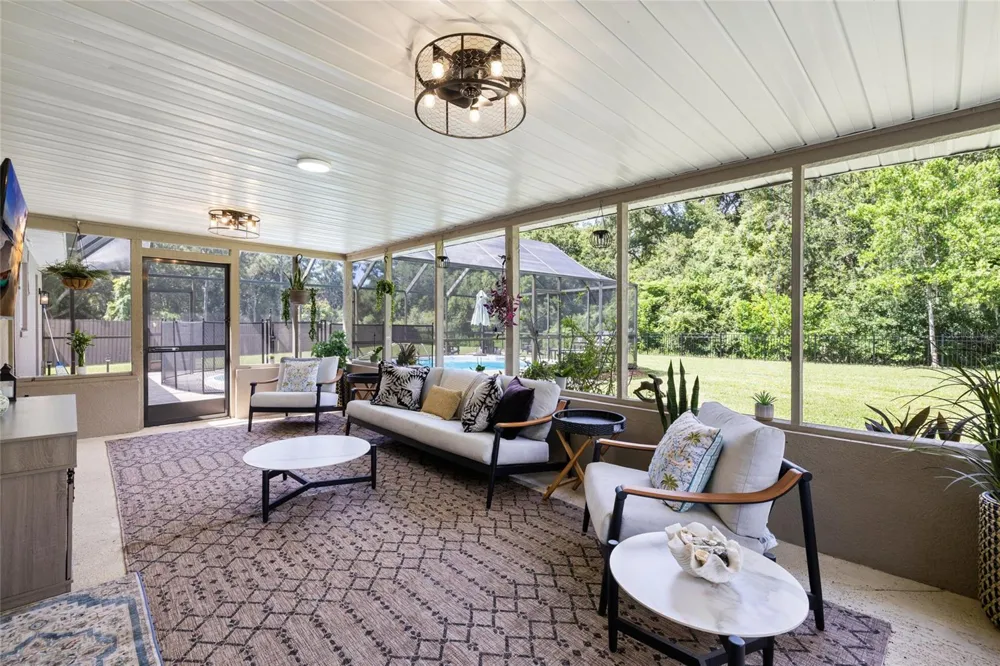 7231 WOODBROOK DRIVE Tampa, FL 33625