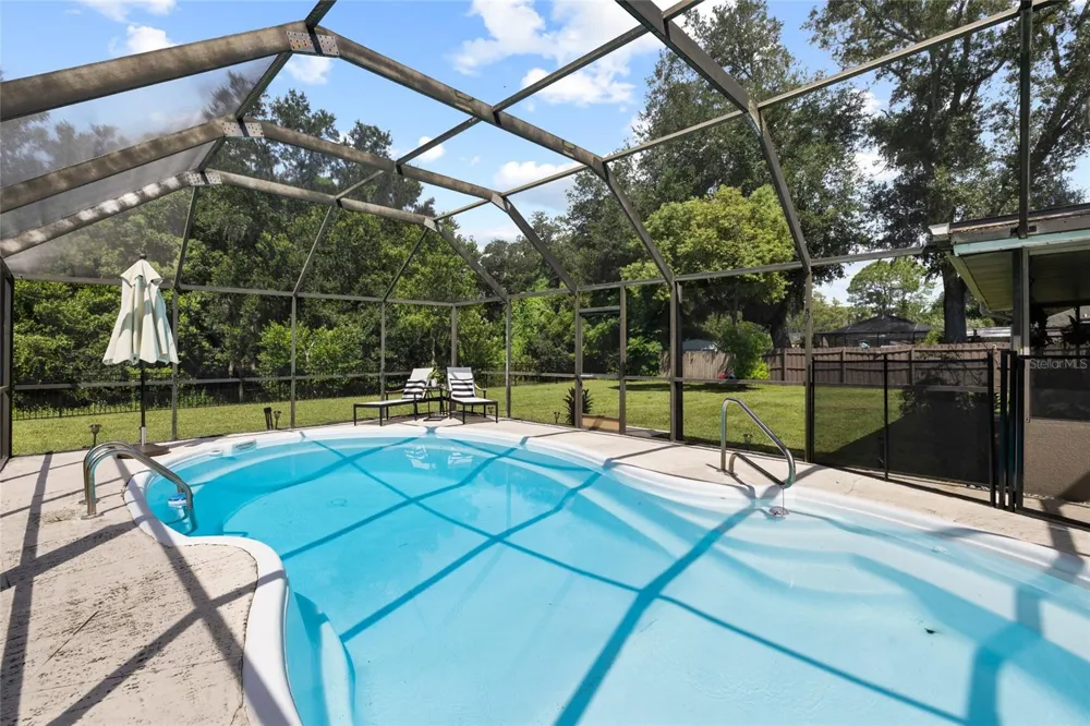 7231 WOODBROOK DRIVE Tampa, FL 33625
