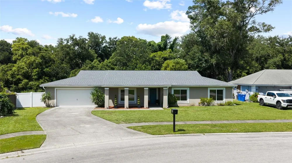 7231 WOODBROOK DRIVE Tampa, FL 33625
