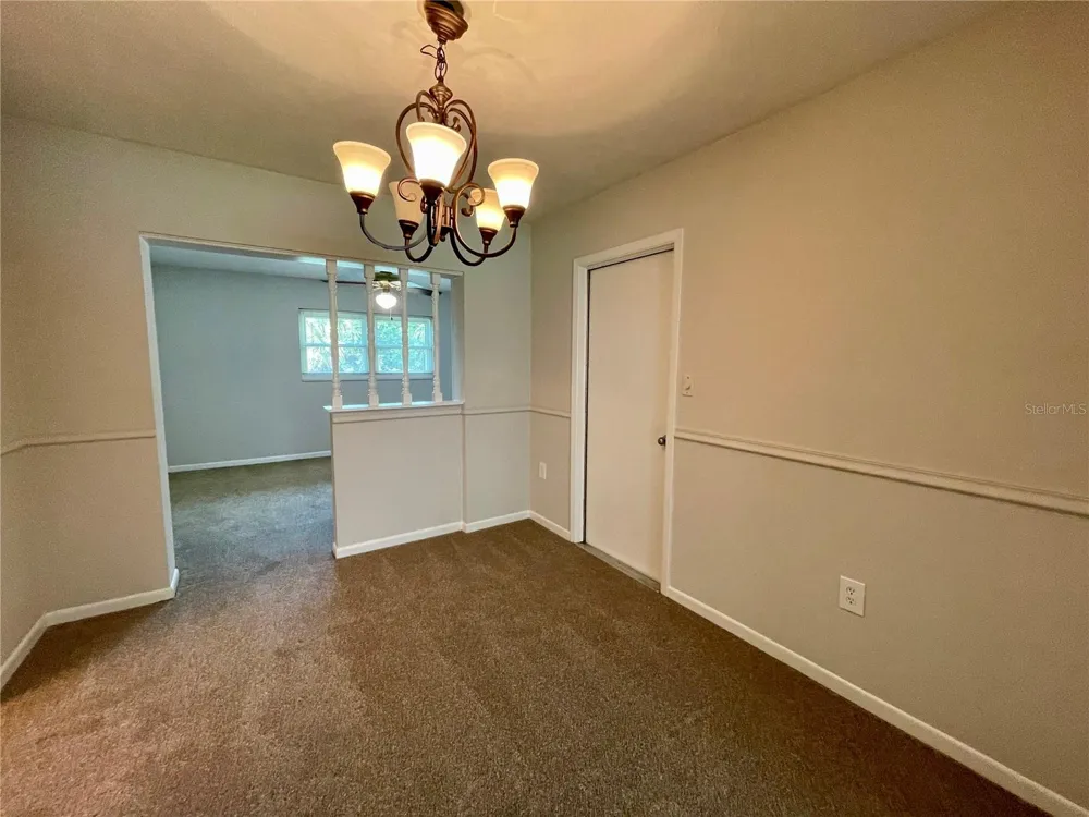 6112 E 112TH AVENUE Temple Terrace, FL 33617