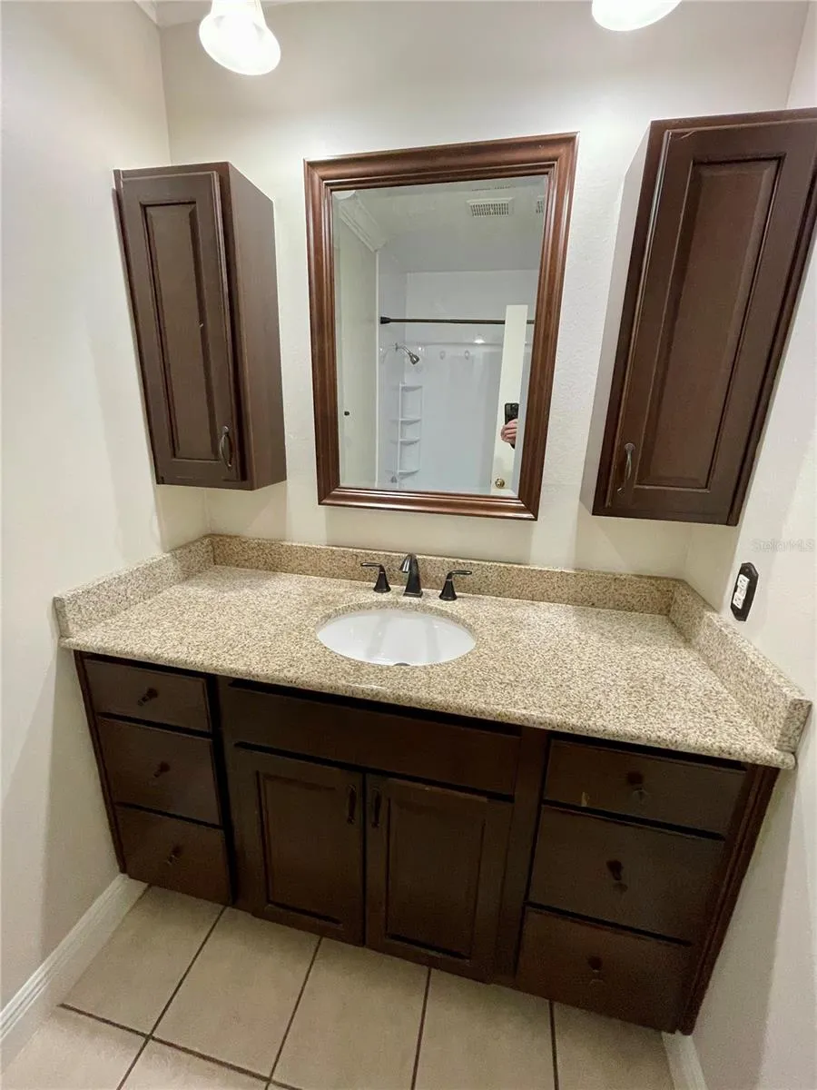 6112 E 112TH AVENUE Temple Terrace, FL 33617